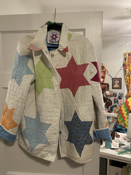 Star Chore Quilt Coat - with pockets and buttons (M)