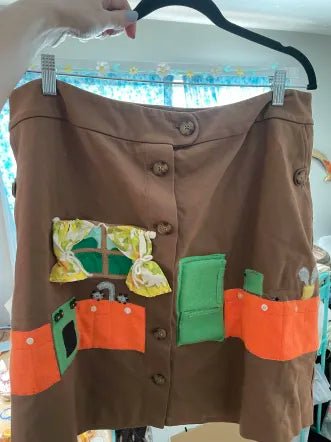 Kitchen Skirt (XL) - Presumed Innoscent